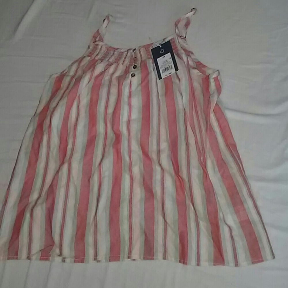 Target Tank Top - Picture 2 of 3